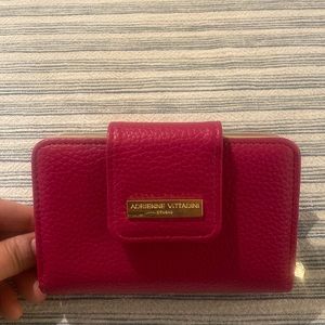 Adrienne Vittadini wallet